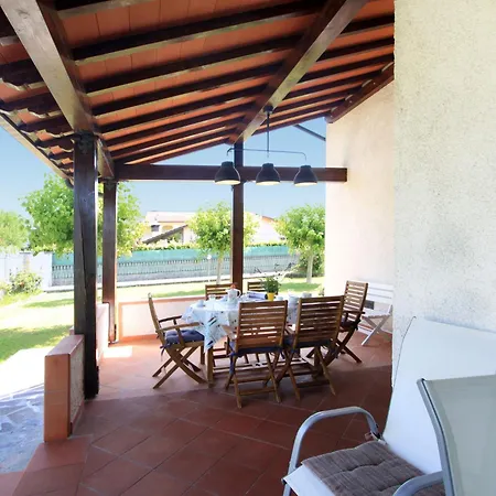 Simonetta By Interhome Willa Forte dei Marmi
